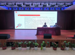 <b>严查原料采购、进货检验、来历公示、食物储存</b>